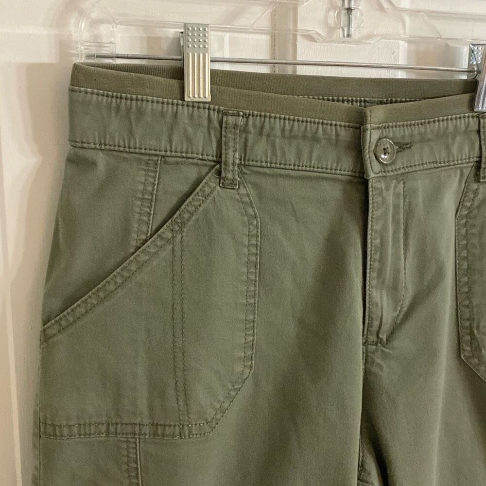 Lee Women's Olive Capris - Picture 4 of 12